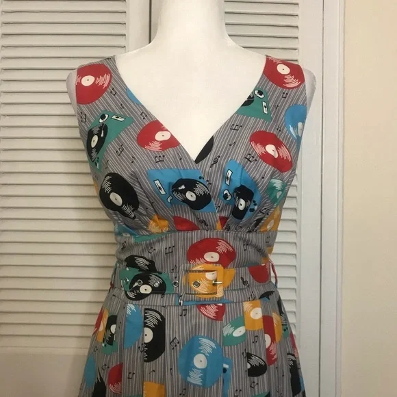 NWOT Victory Parade Music Record Dress - Picture 2 of 4